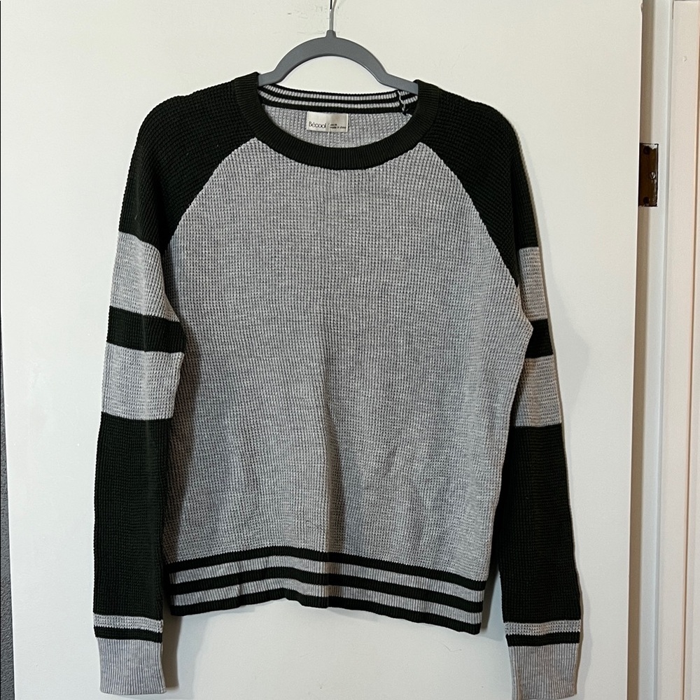 BE COOL Green and Gray Long Sleeve Top